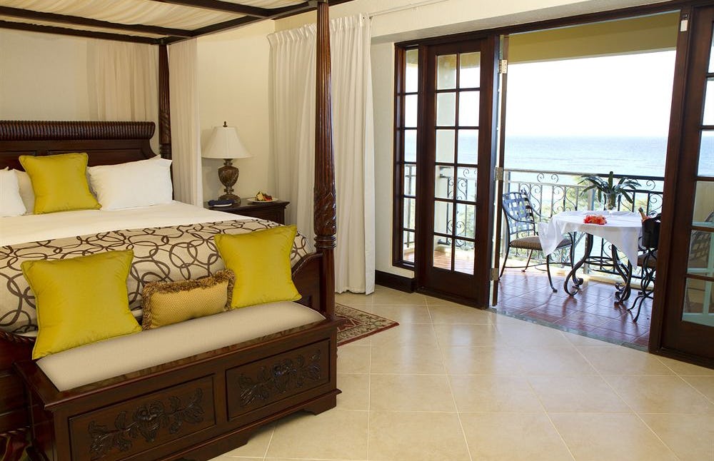 Suites Honeymoon Haven Oceanfront Suite