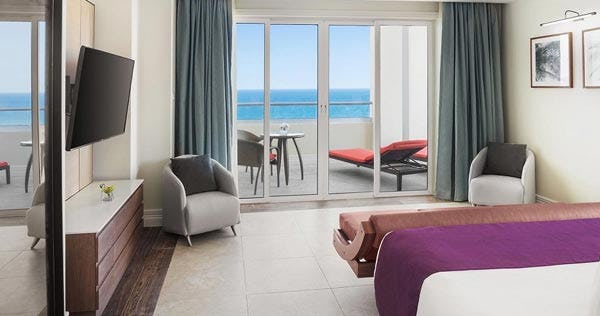 1 Bedroom Grand Luxe Oceanfront