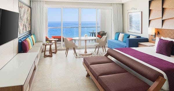 Oceanfront Junior Suites