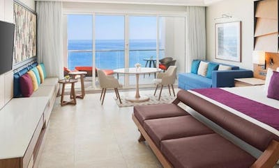 Oceanfront Junior Suites