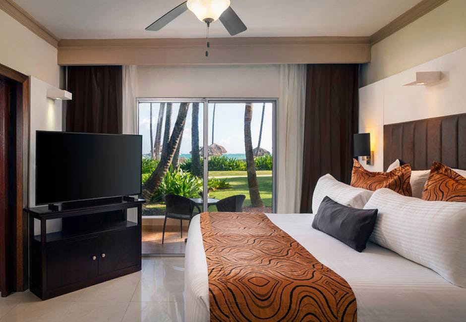 Club Honeymoon Suite Ocean View