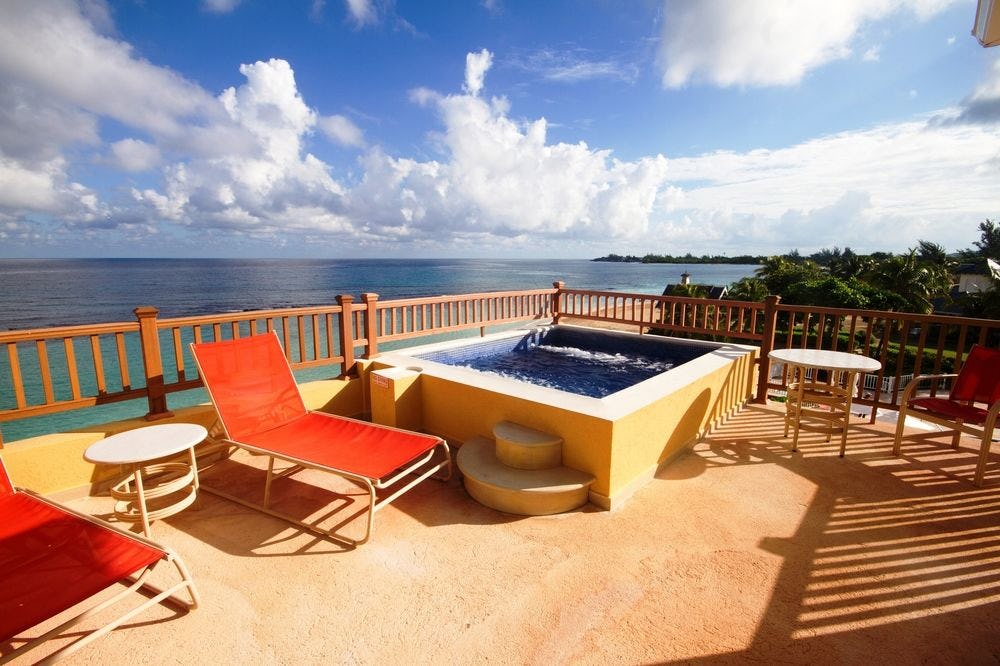 One Bedroom Plunge Pool Butler Suite