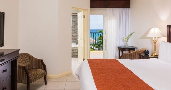 WATER VIEW GUEST ROOMS