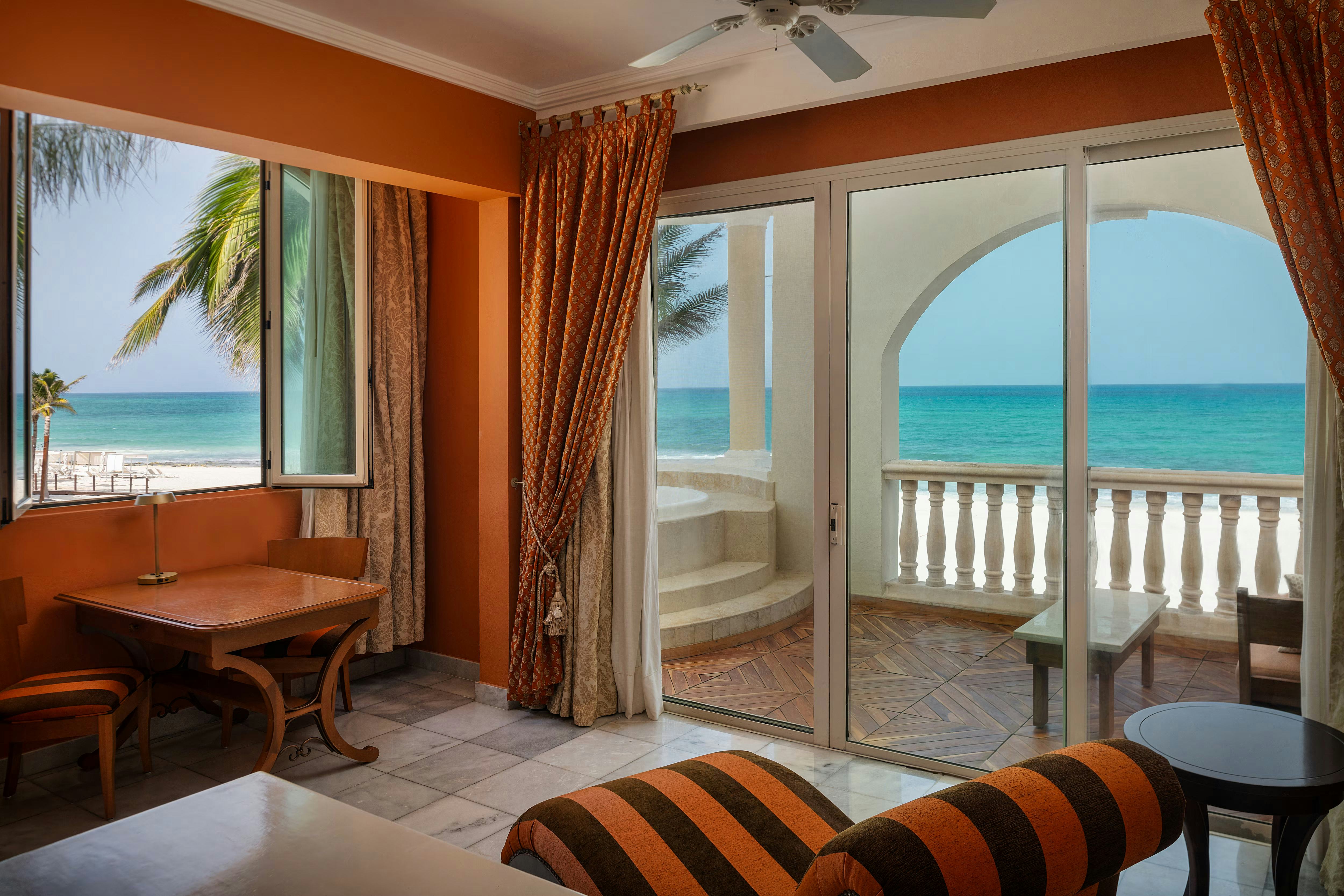 joia-paraíso-by-iberostar-riviera-maya-mexico-oceanfront-butler-corner-suite-01_11103