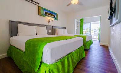 Superior, 2 Queen Beds