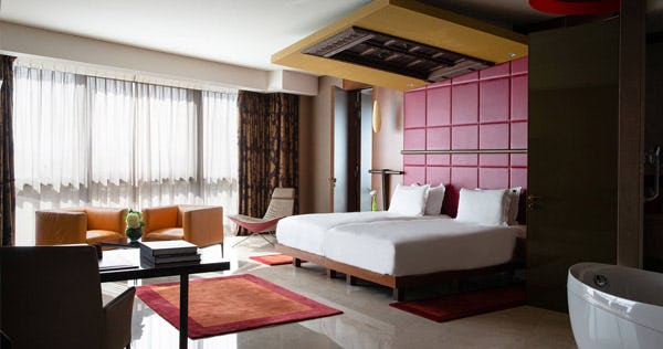 jumeirah-creekside-hotel-club-room_2416