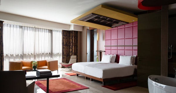 jumeirah-creekside-hotel-premier-room_2416