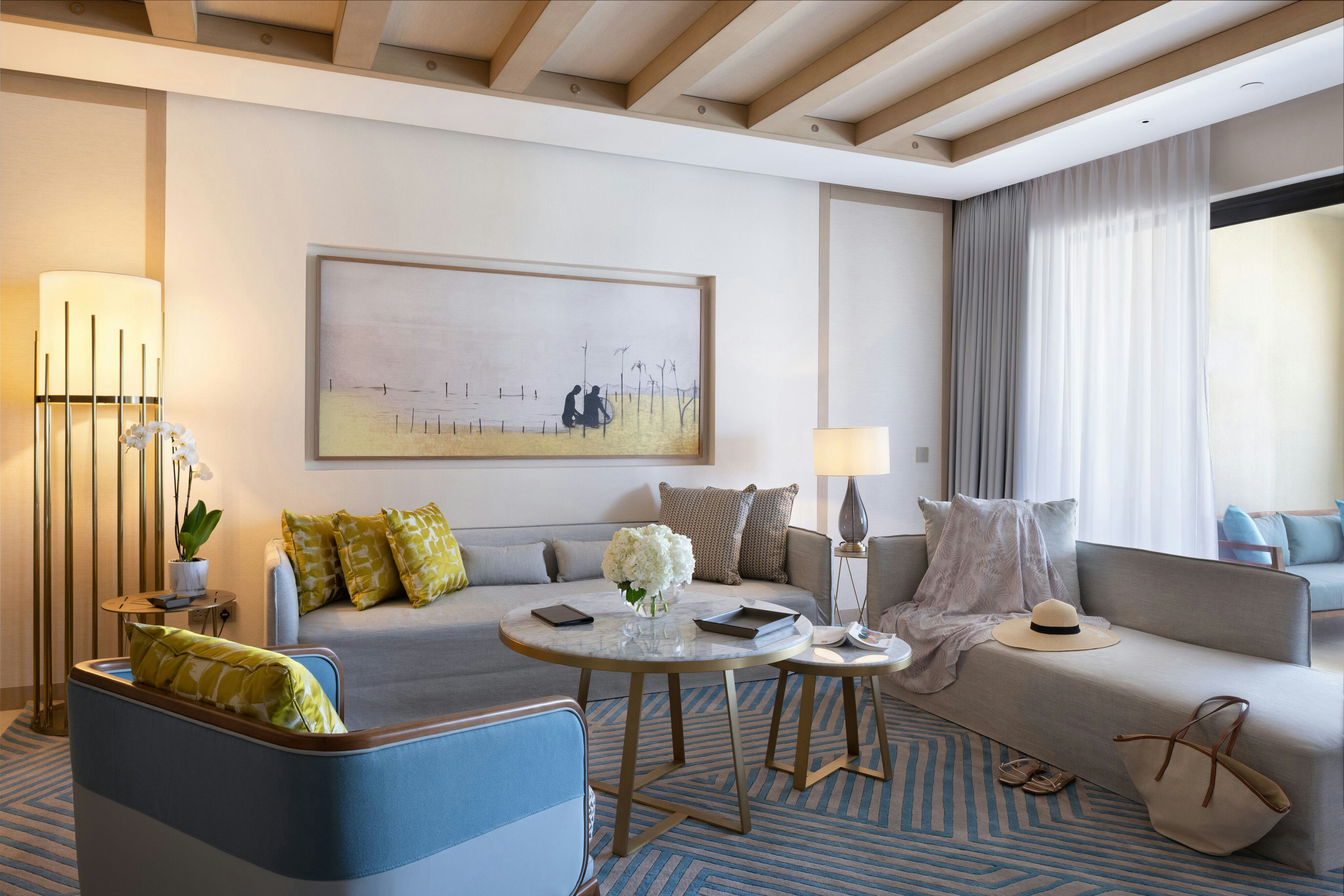 jumeirah-gulf-of-bahrain-resort-suite_11570