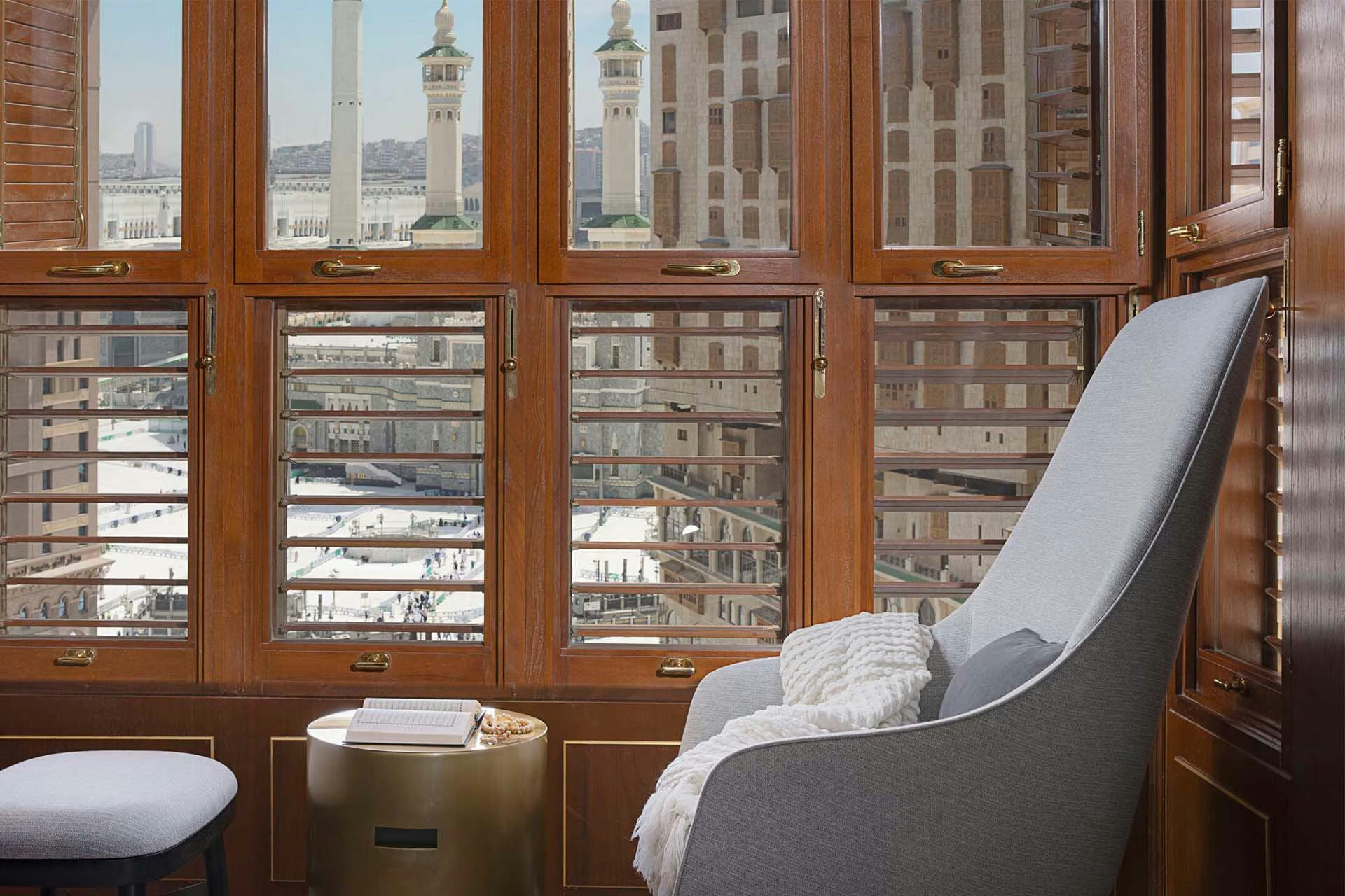 jumeirah-jabal-omar-makkah-saudi-arabia-deluxe-room-haram-view-01_11791