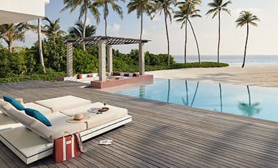 Three Bedroom Beach Retreat with Pool