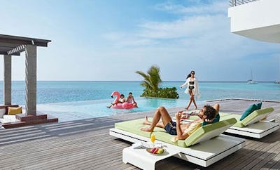 Three Bedroom Water Retreat with Pool