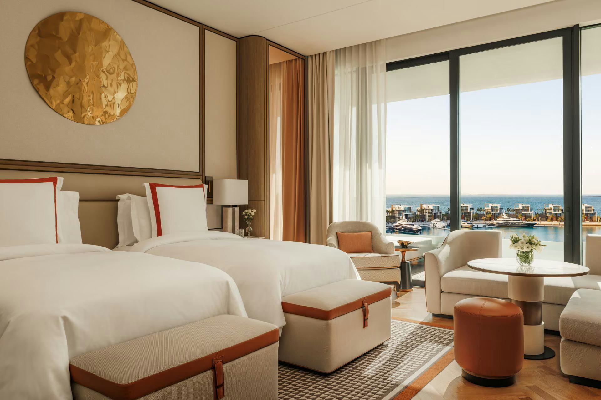 jumeirah-marsa-al-arab-dubai-marina-deluxe-room_11639