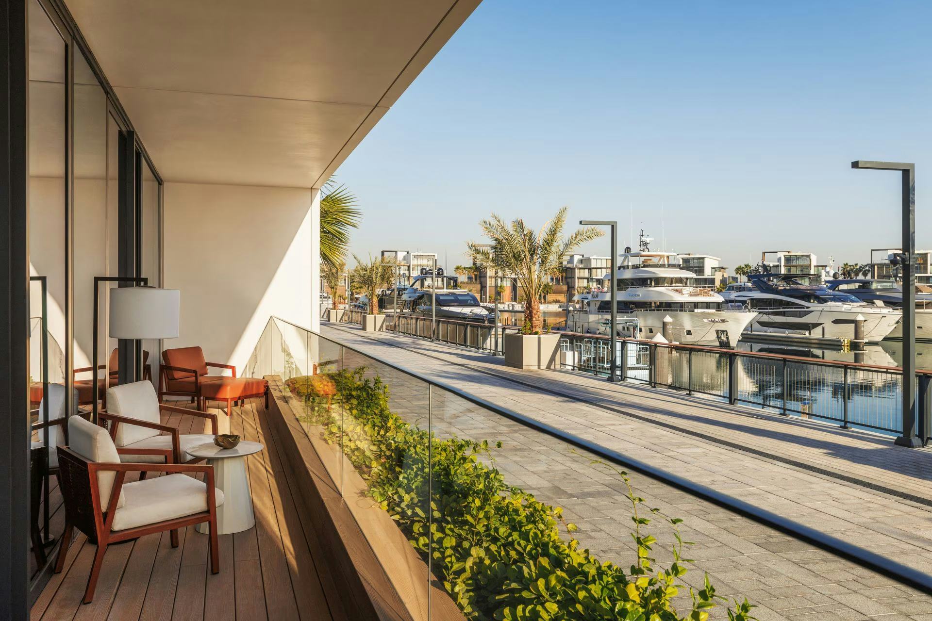 jumeirah-marsa-al-arab-dubai-promenade-deluxe-suite_11639