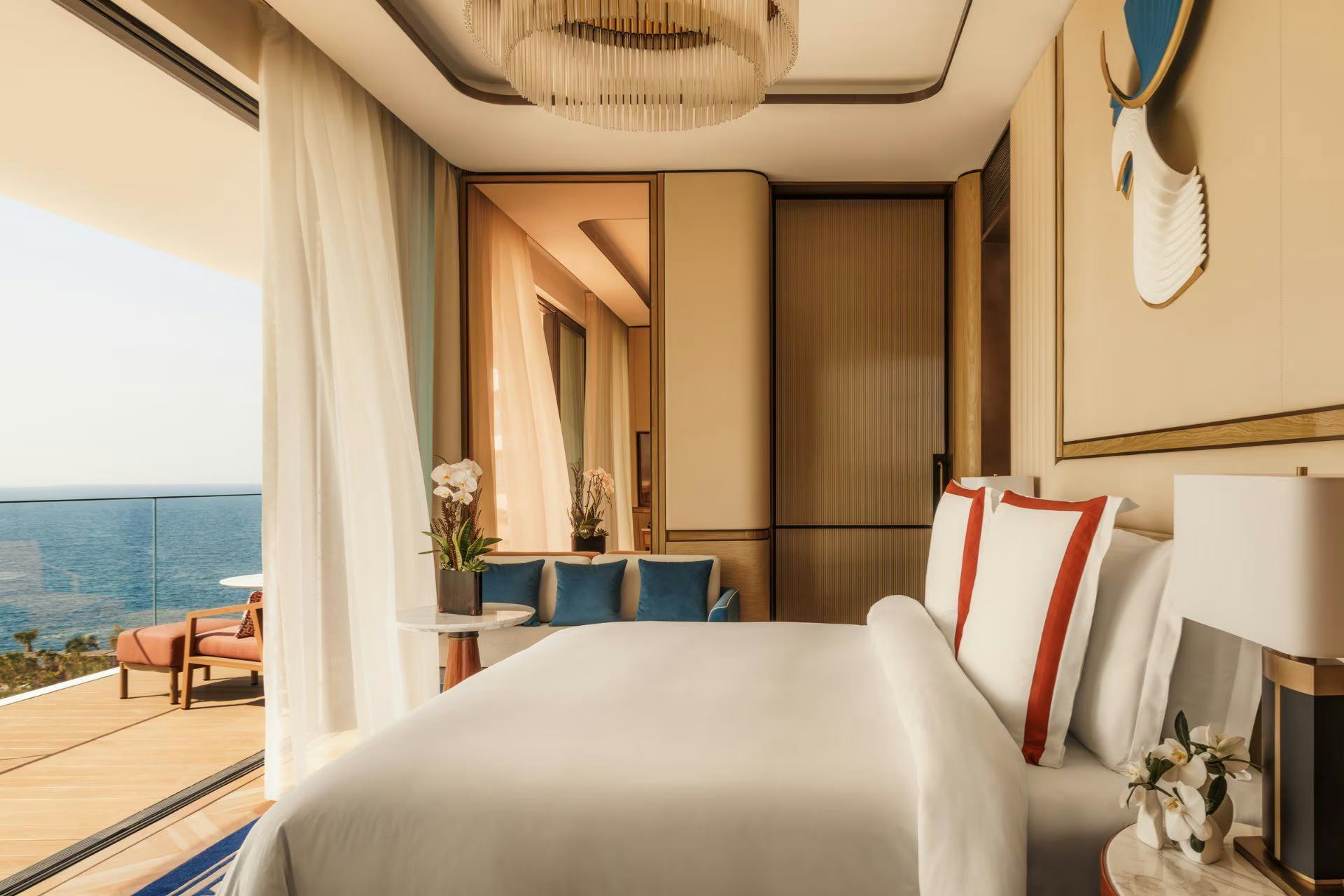 jumeirah-marsa-al-arab-dubai-two-bedroom-ocean-family-suite-01_11639