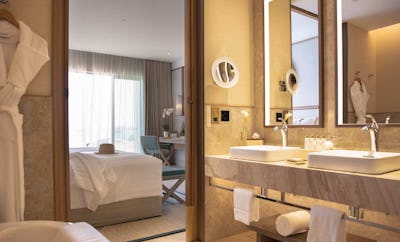 Premium Club Ocean Room