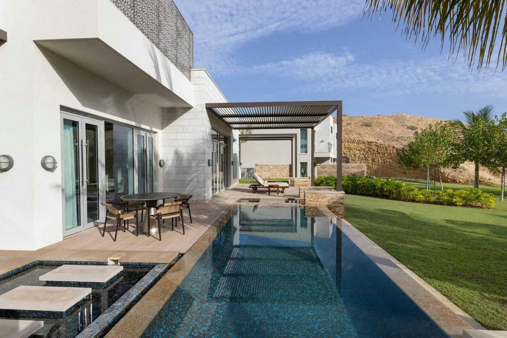 Sanctuary Ocean Villa with Garden and Pool