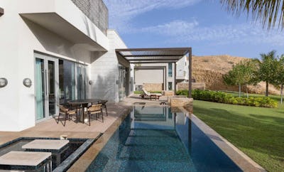 Sanctuary Ocean Villa with Garden and Pool