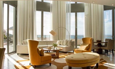 LIGHT HOUSE SUITE WITH PRIVATE TERRACE