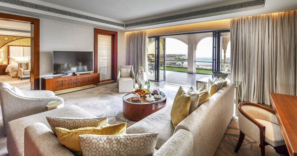 jumeirah-royal-saray-bahrain-royal-suite_10559