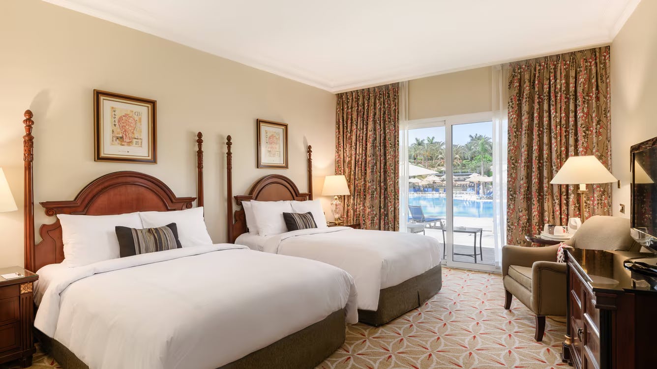 GUEST ROOM, 2 DOUBLES, POOL ACCESS, POOLSIDE