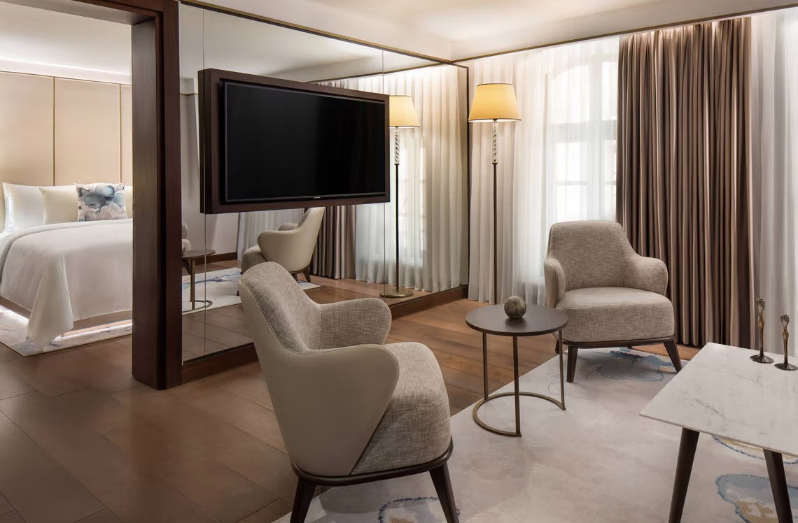 jw-marriott-istanbul-bosphorus-turkey-loft-suite_11303