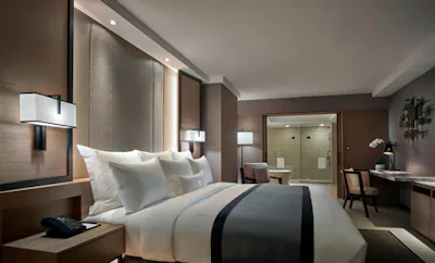 Cabana Poolside King