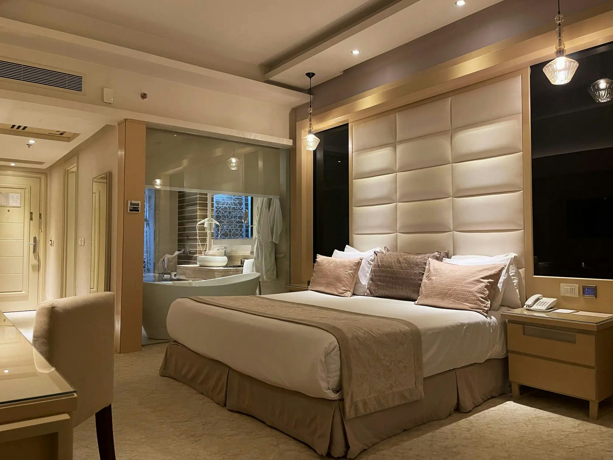 kaisol-romance-resort-sahl-hasheesh-hurghada-egypt-superior-room-city-mountain-view-01_12311