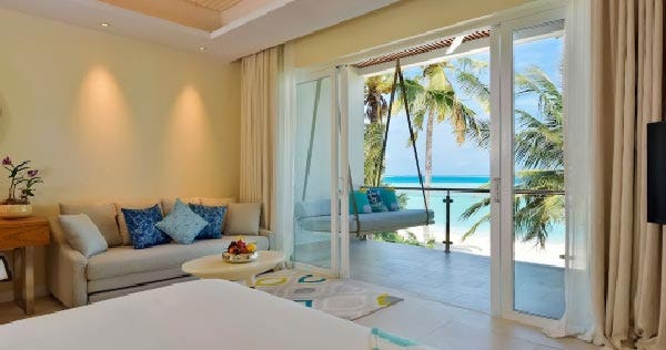 kandima-maldives-sky-beach-studios-01_10395