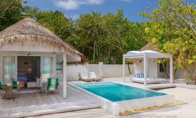 Retreat Grand Beach Pool Villa