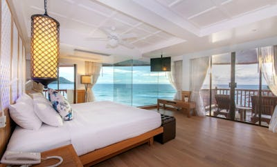 One-bedroom Royal Thani Suite