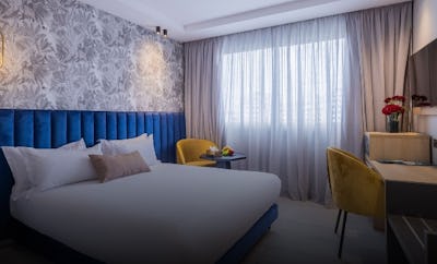 SUPERIOR ROOM, KING SIZE BED