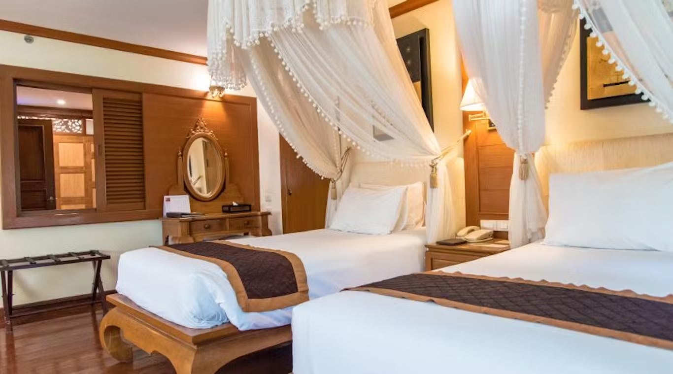 khum-phaya-resort-and-spa-boutique-collection-chiang-mai-thailand-lanna-deluxe-pool-side-01_3032