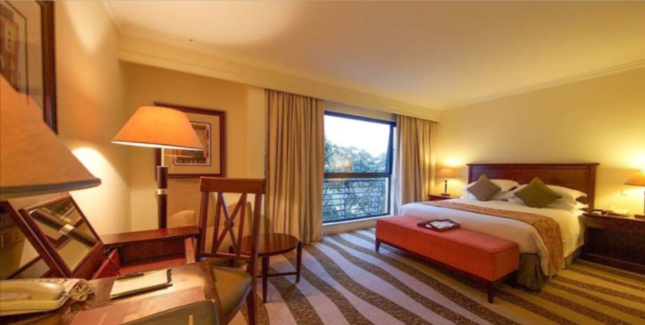 kigali-serena-hotel-junior-suite_8536