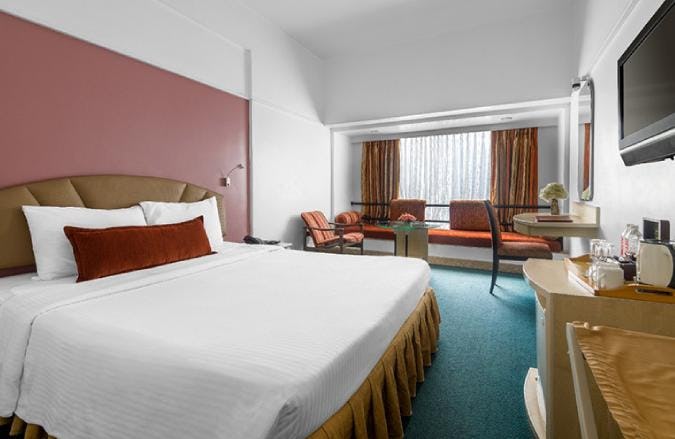 kohinoor-continental-mumbai-superior-room_2045