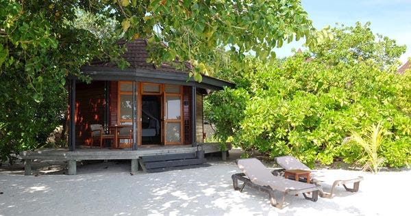 komandoo-island-resort-and-spa-adults-only-beach-villa-04_1807