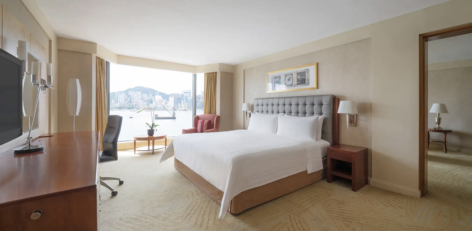 Premier Harbour View Suite