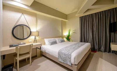 2 Bedroom Premier Pool Access Suite