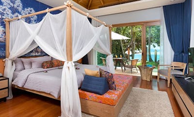 Beachfront Pool Villa