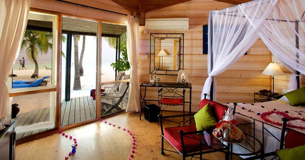 kuredu-resort-maldives-premium-beach-villas_196