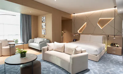 Business Suite, 1 King Bed