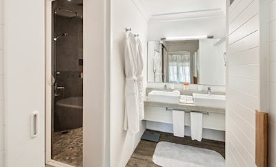 Deluxe Beach Family Pavilion