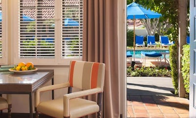 Two Queens Poolside Casita