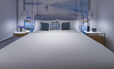 Studio Executive Suite