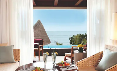 LUXURY POOL SUITE WITH PARTIAL SEAVIEW