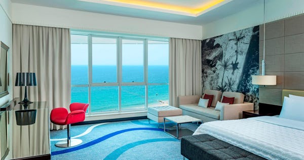 Deluxe Guest room, 1 King, Sofa bed, Ocean view