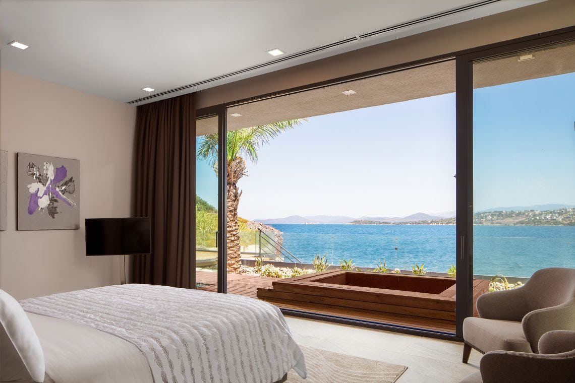 le-meridien-bodrum-beach-resort-secluded-bay-villa_11311