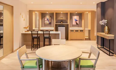 1 Bedroom Suite