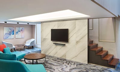 Club Lounge Access, 1 Bedroom Bi-Level Suite, 1 King, No View, High Floor