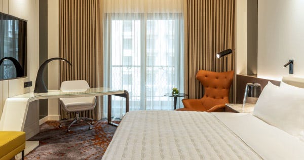 le-royal-meridien-doha-classic-guest-room-guest-room-1-king_11571