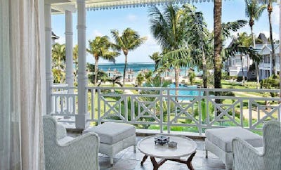 SENIOR SUITE SEA VIEW